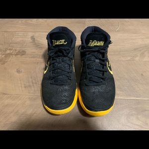 MENS KOBE 2 BLACK MAMBA SNEAKERS COLLECTIBLE